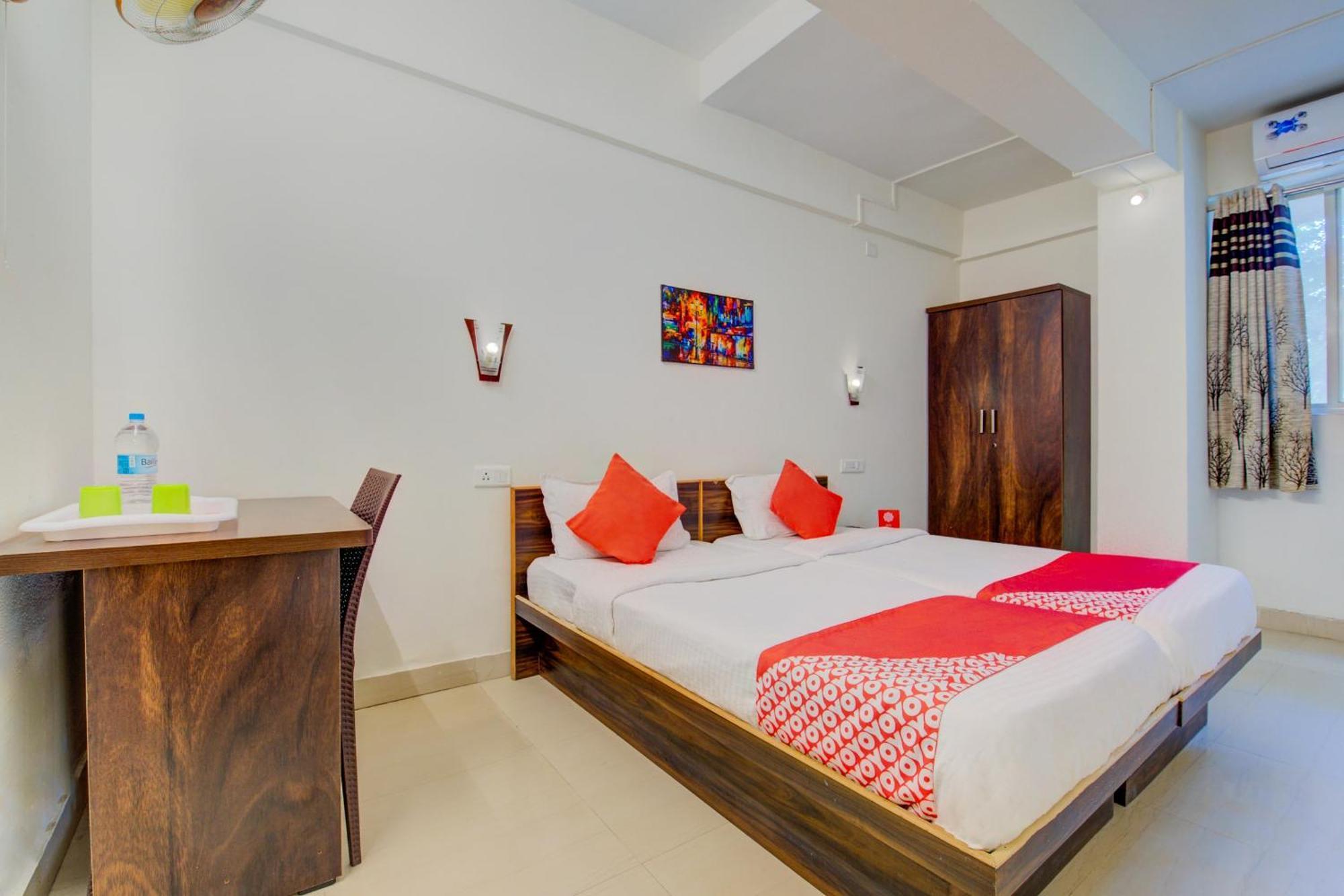 Hotel O Sairaj Lodge Méribel Village Extérieur photo